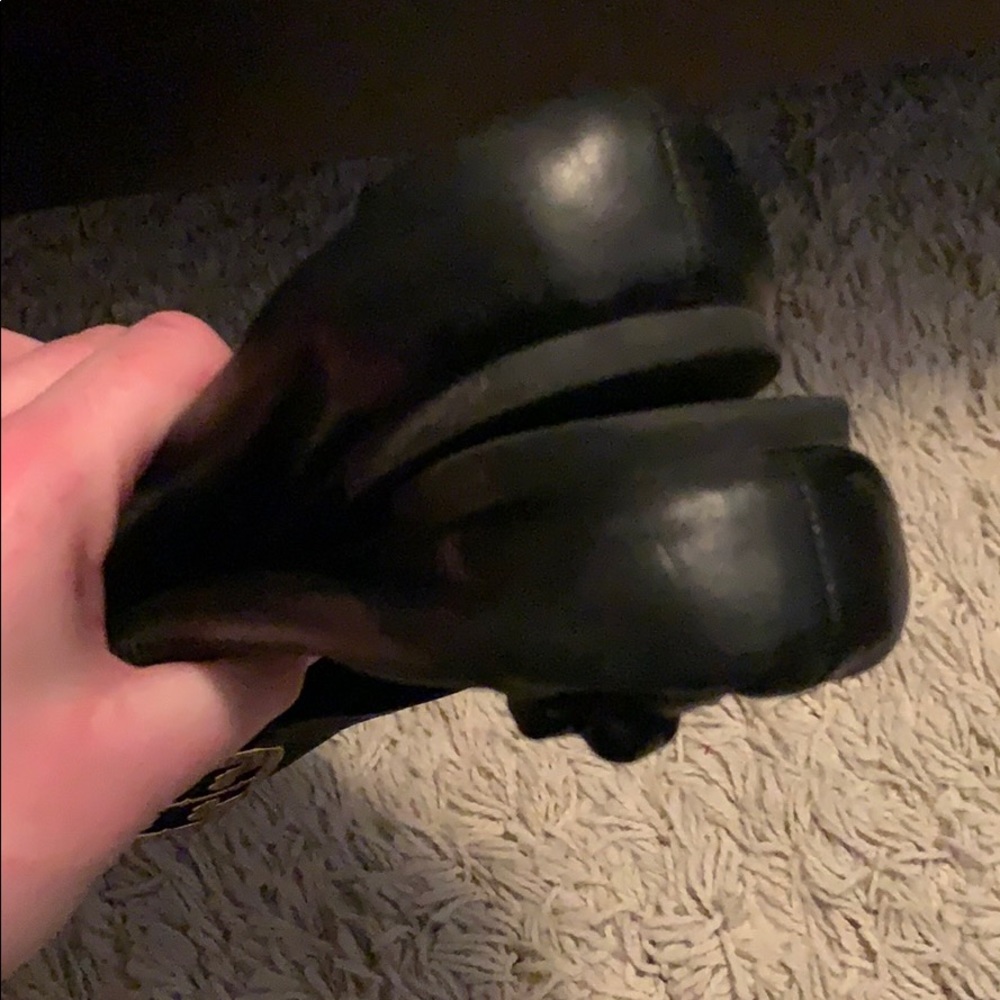 Tory Burch flats- Riva (black and gold 8) - Picture 4 of 16